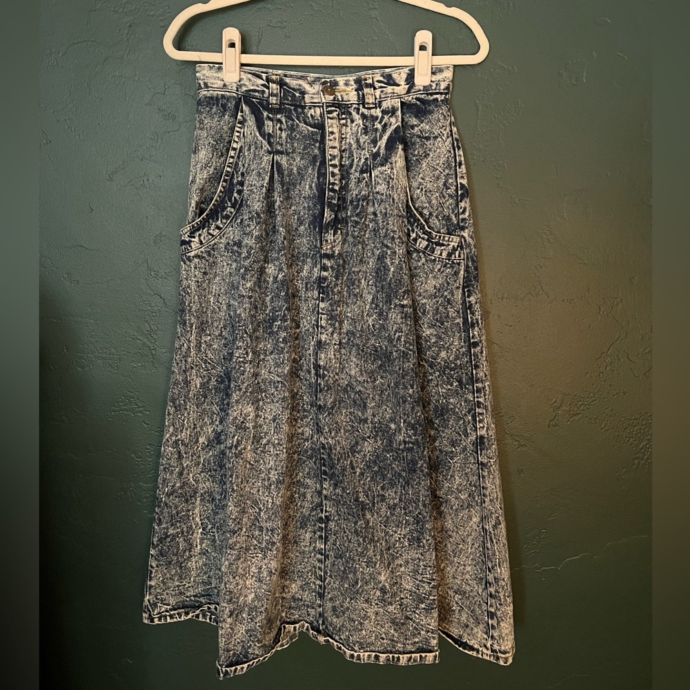 Amazing 80s Vintage Acid Wash Cherokee Denim Skirt